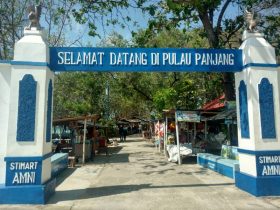 Gapura Selamat Datang Pulau Panjang Jepara