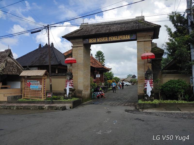 Gapura Desa Wisata Penglipuran Bali